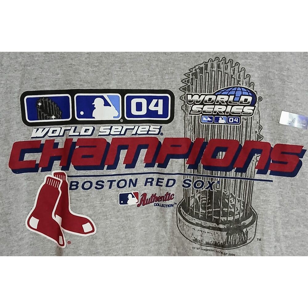 Gildan Boston Red Sox 2004 World Series Champions Graphic T-Shirt Gray XXL